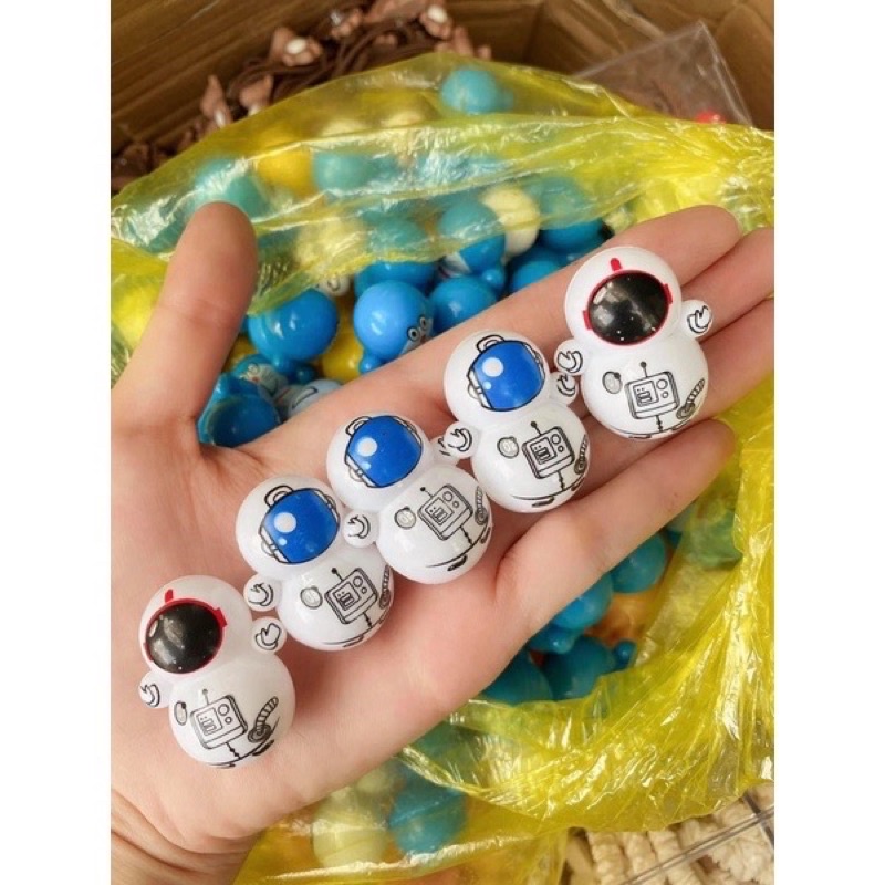 Lật đật squid game mini, đồ chơi lật đật mini doraemon cho bé cute dễ thương giá rẻ