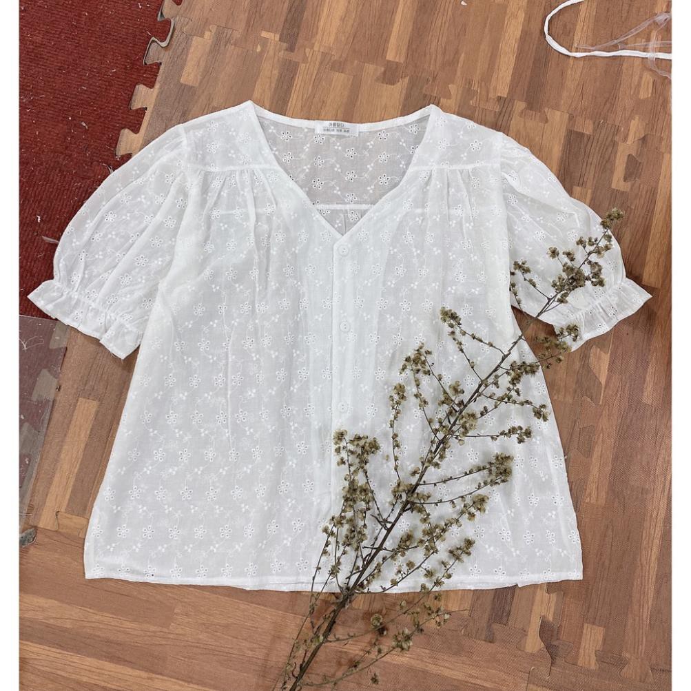 Áo kiểu nữ đẹp A.212, áo kiểu nữ cộc tay cổ V họa tiết ren hoa nhẹ nhàng | BigBuy360 - bigbuy360.vn