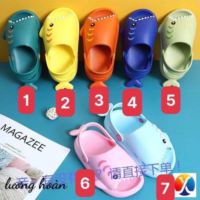 Dép sục baby shark cho bé