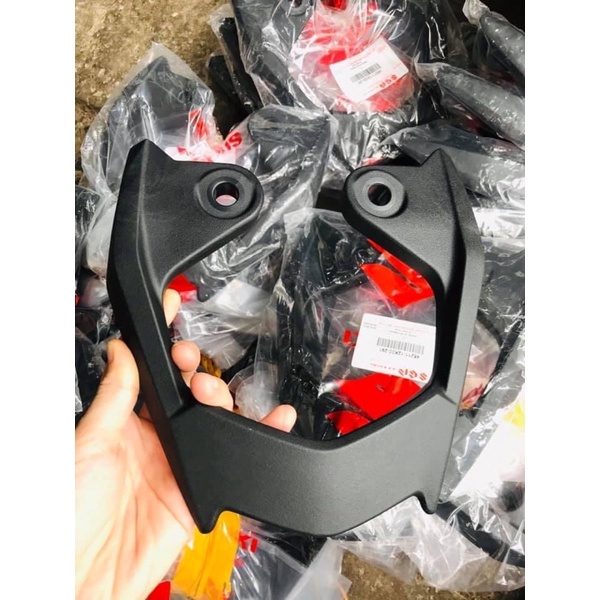 TAY DẮT CẢNG SAU SATRIA ZIN