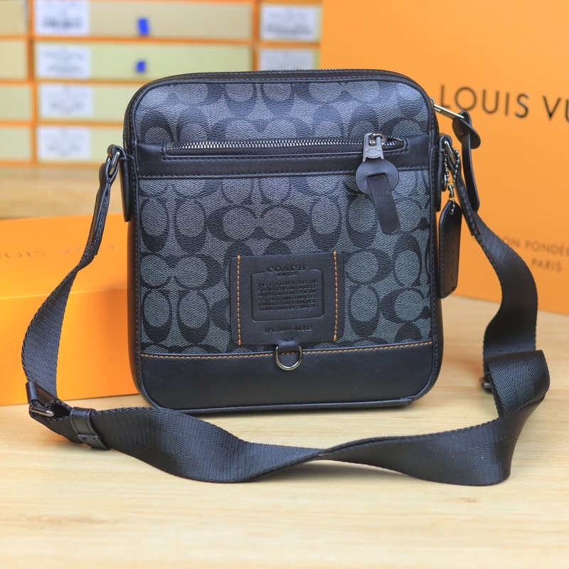 Túi đeo chéo nam kiểu nhỏ gọn da mềm không nhăn chống nước size 20cm - C2120