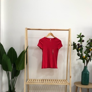 Áo thun tăm Uniqlo xách tay Singapore