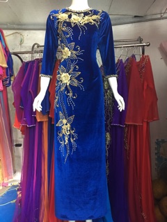 Áo dài nhung cho mẹ,bà sui