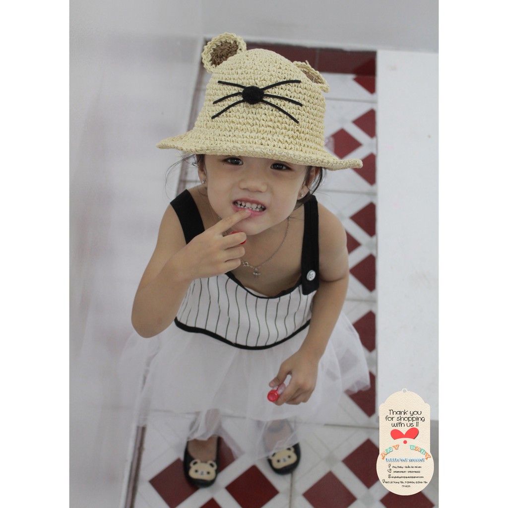 Váy đầm bé gái xinh xắn