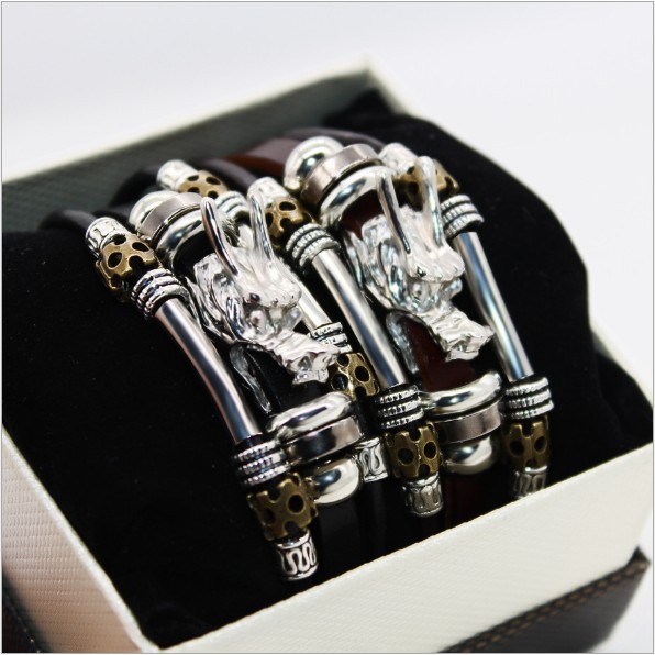 Vòng Đeo Tay Mặt Rồng Khóa Inox Giá Rẻ