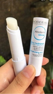 Son dưỡng môi Bioderma của Pháp (mẫu mới)