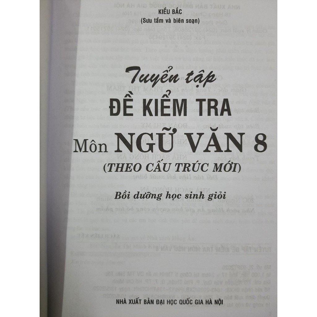 Sách - Tuyển tập đề kiểm tra môn Ngữ Văn 8 (Theo cấu trúc mới)