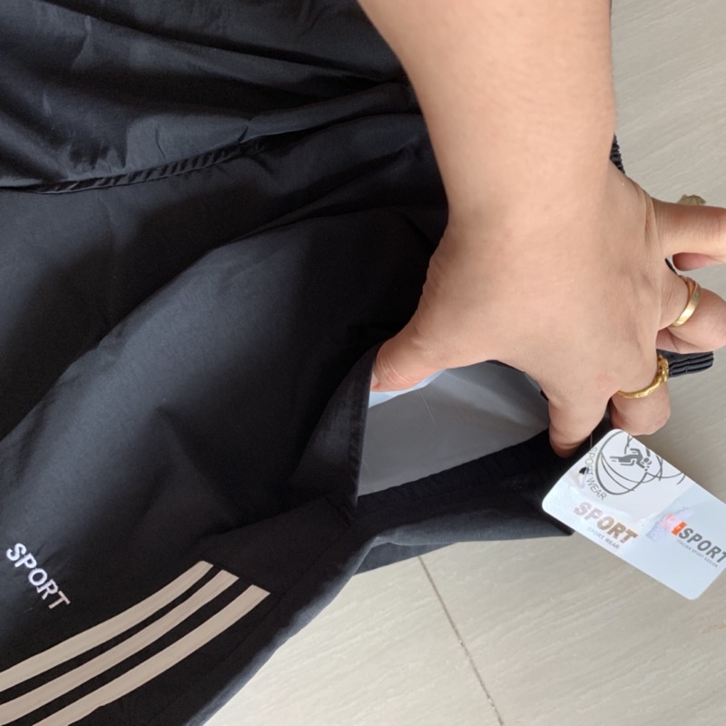 Quần đùi nam thể thao năng động, trẻ trung. Quần sooc gió nam thể thao.