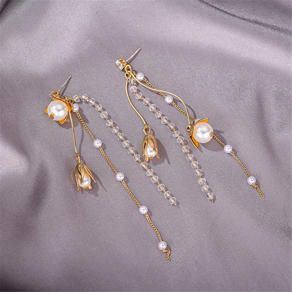 Khuyên tai dáng dài phối ngọc trai giả sành điệu