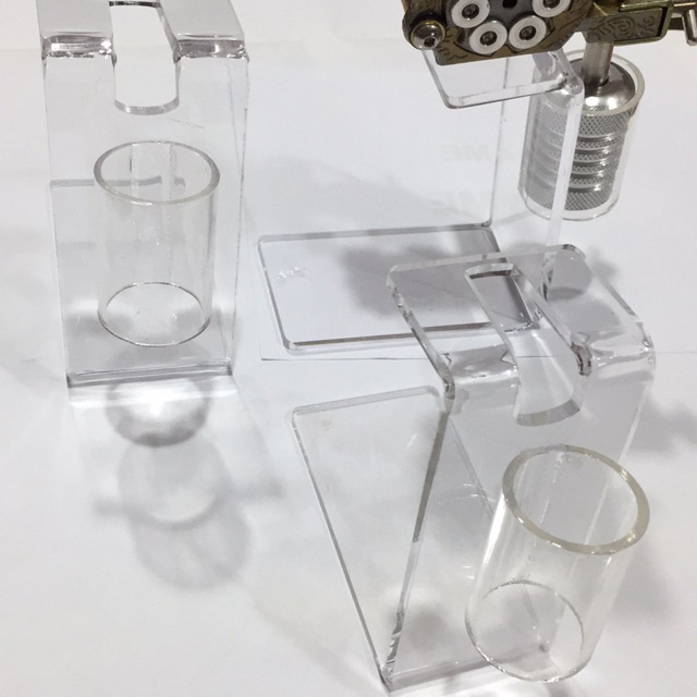 Kệ để máy xăm hình ( hàng có sẵn)