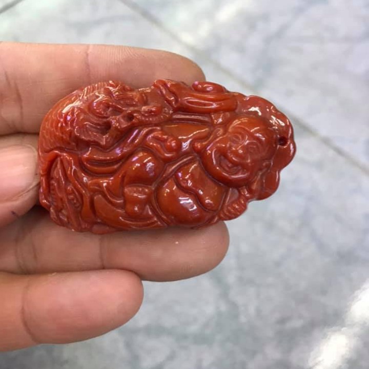 MẶT DÂY CHUYỀN PHẬT DI LẶC MÀU HUYẾT MẪU PHẬT NẰM