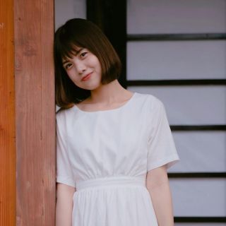 ĐẦM MIDI TRẮNG NƠ LƯNG