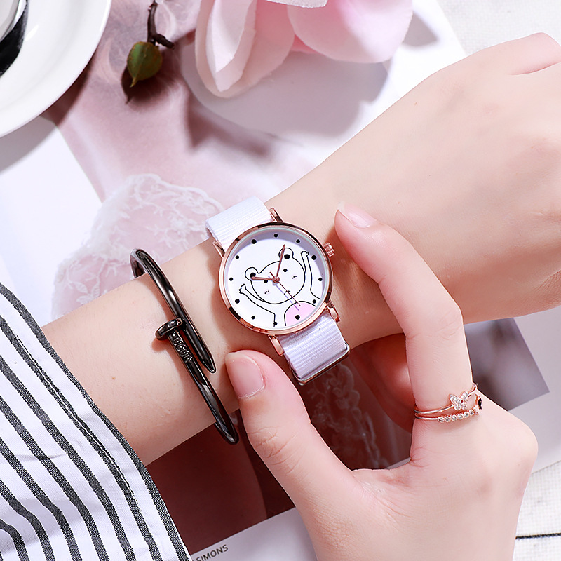 Đồng Hồ Đeo Tay Kiểu Dáng Đơn Giản Thời Trang Cho Nữ