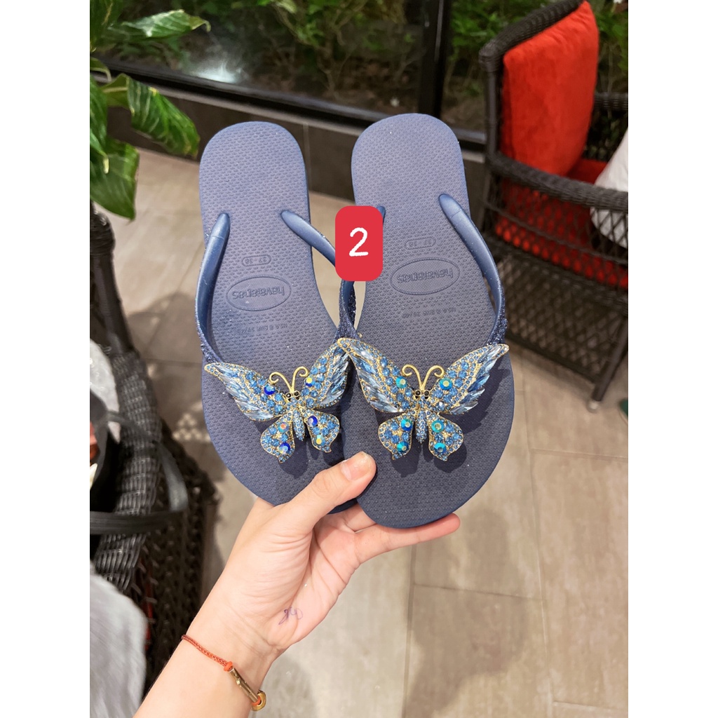 Dép xỏ ngón Havaianas kèm charm đủ màu đủ size 35-40