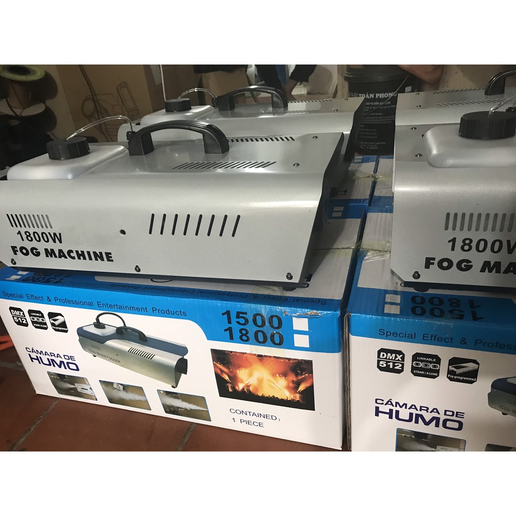 Máy phun khói 1800W