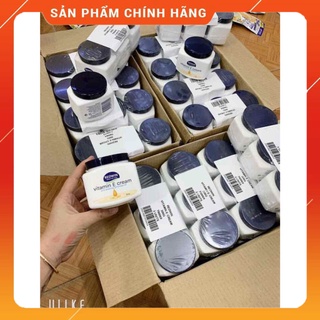 Kem dưỡng da mềm mịn REDWIN Vitamin E
