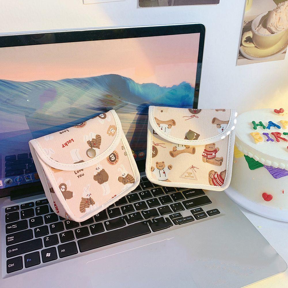 1 Túi Đựng Băng Vệ Sinh / Tiền Xu / Thẻ Bằng Vải Cotton Hình Gấu Hoạt Hình Dễ Thương Có Khóa Kéo Cho Nữ RYVN