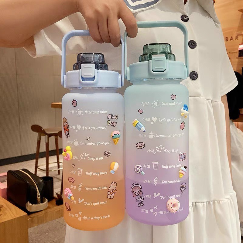 Bình Đựng Nước 2L Có Vạch Báo Giờ Uống Nước nhiều màu dễ thương