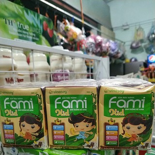 lốc Sữa đậu nành Fami kid socola ( 6hộp*200ml)