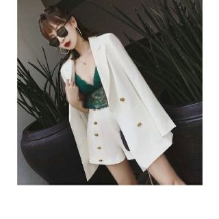 Set bộ vest nữ quần short