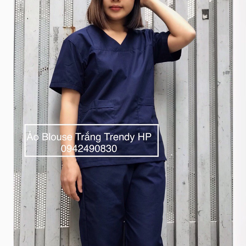 Bộ quần áo Phẫu thuật cổ tim nữ màu xanh đen - Bộ scrubs kỹ thuật viên, hộ lý, bác sĩ nữ cộc tay