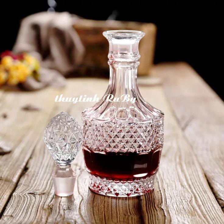 Bình Rượu Kim Cương Hình Tháp 1000ML