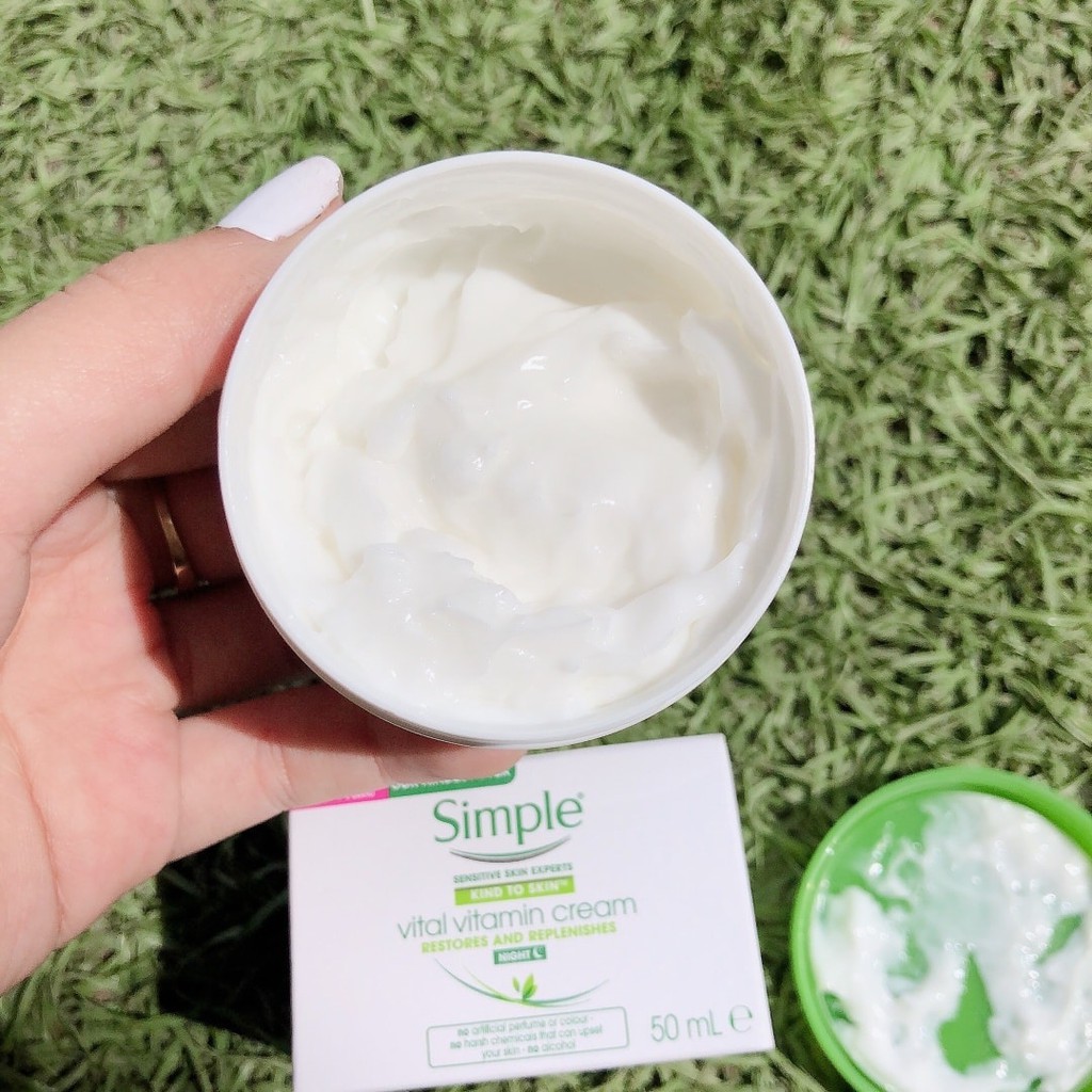 Kem dưỡng da Simple [Chính hãng] + dưỡng trắng, cấp ẩm (50ml)