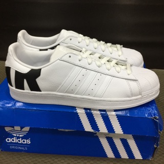 Giày Adidas Superstar size 37 1/3 (authentic)