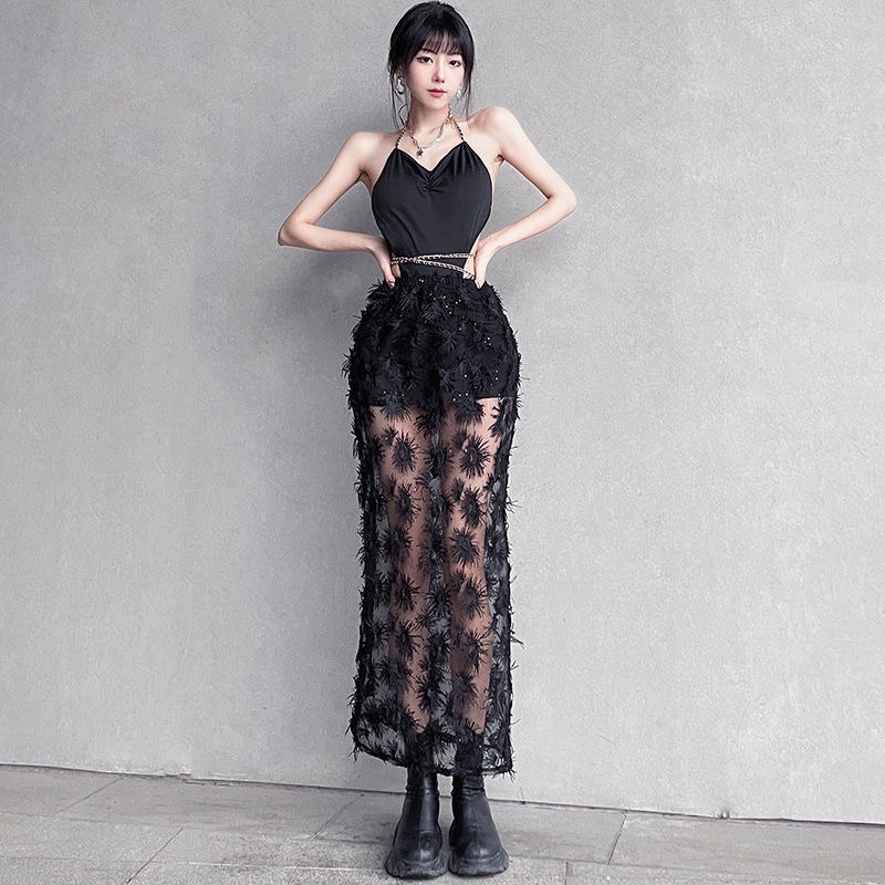 Set Cổ Yếm Đồ Bơi Dây Xích Hở Lưng Chân Váy Dài Freezia Song Jia