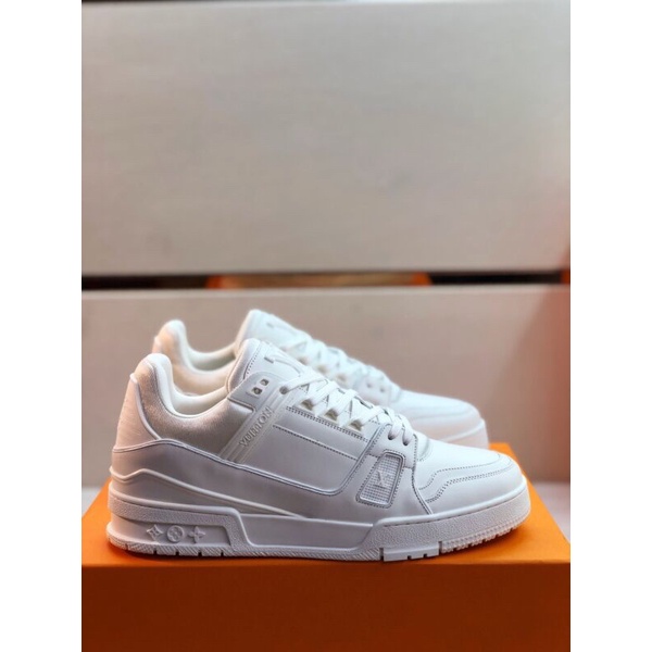 GIÀY LV TRAINERS SNEAKER ALL WHITE LAI AU DA THẬT SC