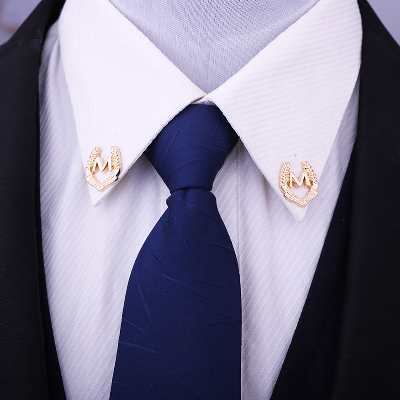 Ghim cài áo kim loại chữ M