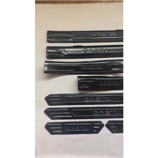 Ốp bậc cửa, nẹp bước chân trong, ngoài CARBON xe Hyundai Creta 2022- 2023, vân CACBON cao cấp tặng kèm keo dán 3M