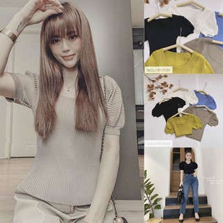 Áo len Mango tay bồng cổ trễ 2020- Nét đẹp gợi cảm của mùa thu