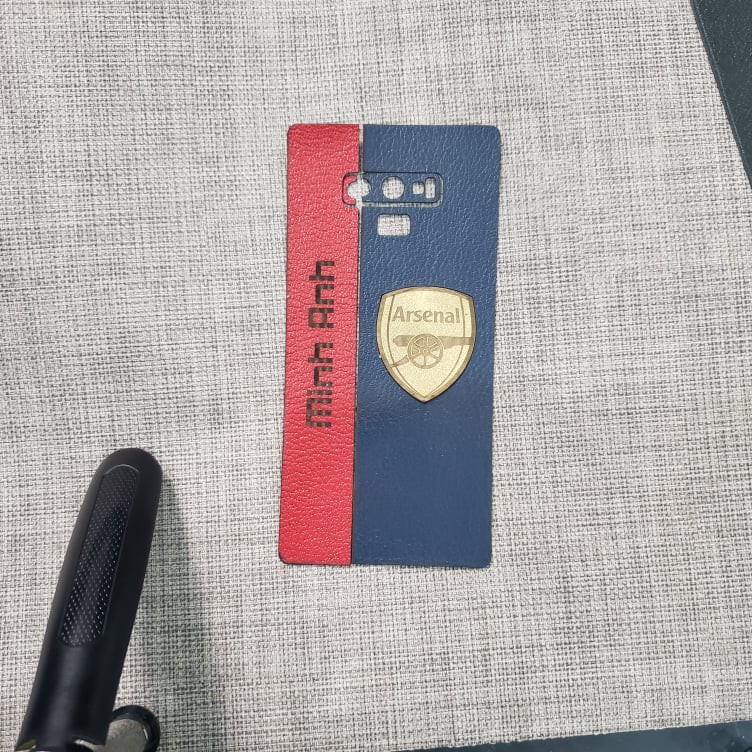 Miếng dán Skin lưng da bò cho Samsung Galaxy Note 9 Arsenal khắc minh anh (Thanh lý)