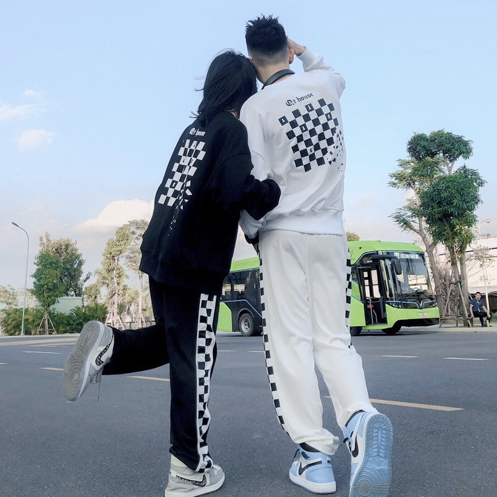 [Mã 12FASHIONSALE1 giảm 10K đơn từ 50K] Áo sweater unisex nam nữ form rộng Qt.house nỉ dài tay SWBC02 | BigBuy360 - bigbuy360.vn