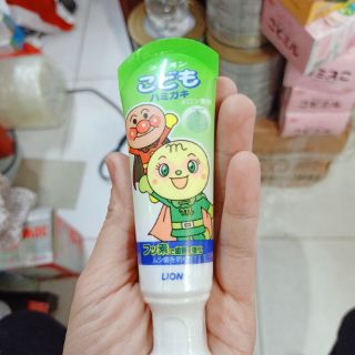 Kem đánh răng lion
