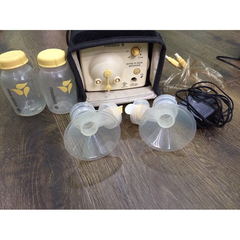 Thanh lý máy hút sữa medela pum