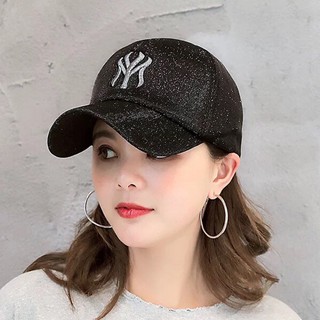 GIẢM 1 NGÀY DUY NHẤTMũ lưỡi trai W kim tuyến cho nữ