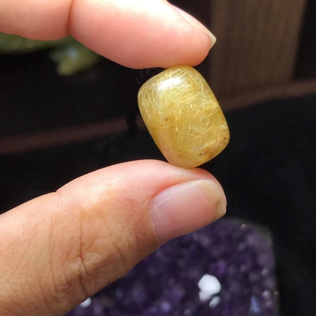 Lu thống thạch anh tóc vàng