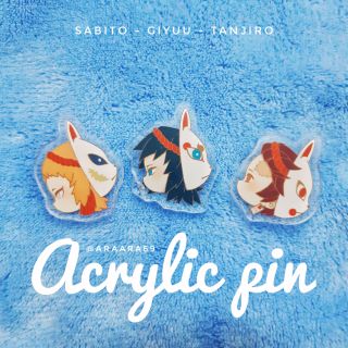 Arcylic pin