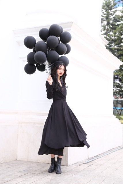 VÁY ĐI PROM - LADY LADY DRESS - VÁY CỔ KHOÉT SÂU TAY DÀI | BigBuy360 - bigbuy360.vn
