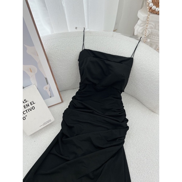 ĐẦM MIDI BODY ĐEN 2S KHOÉT NGỰC NHÚN RÚT