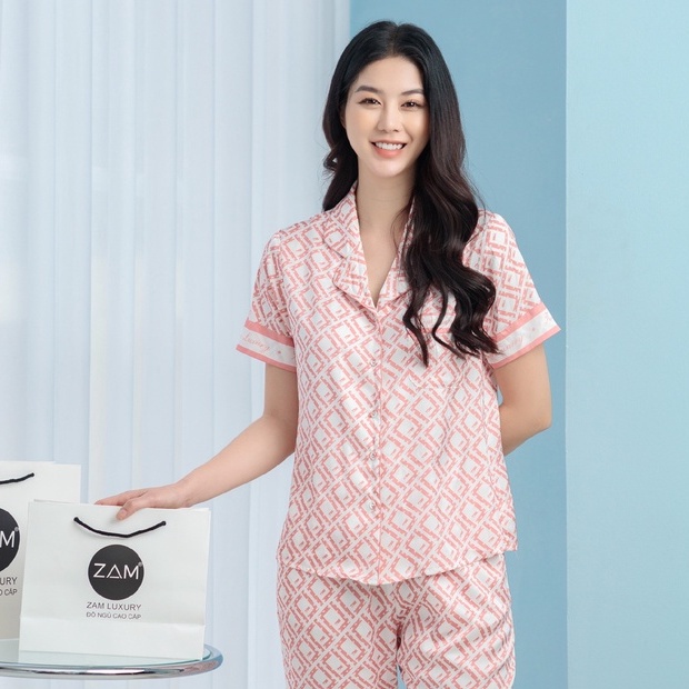 Bộ ngủ Pyjama satin ZAM Luxury - SLA59 - Áo ngắn tay quần lửng hoạ tiết