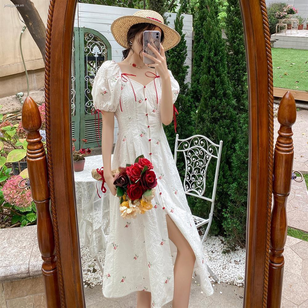 Đầm trắng cổ chữ v phong cách cổ điển nữ tính sành điệu