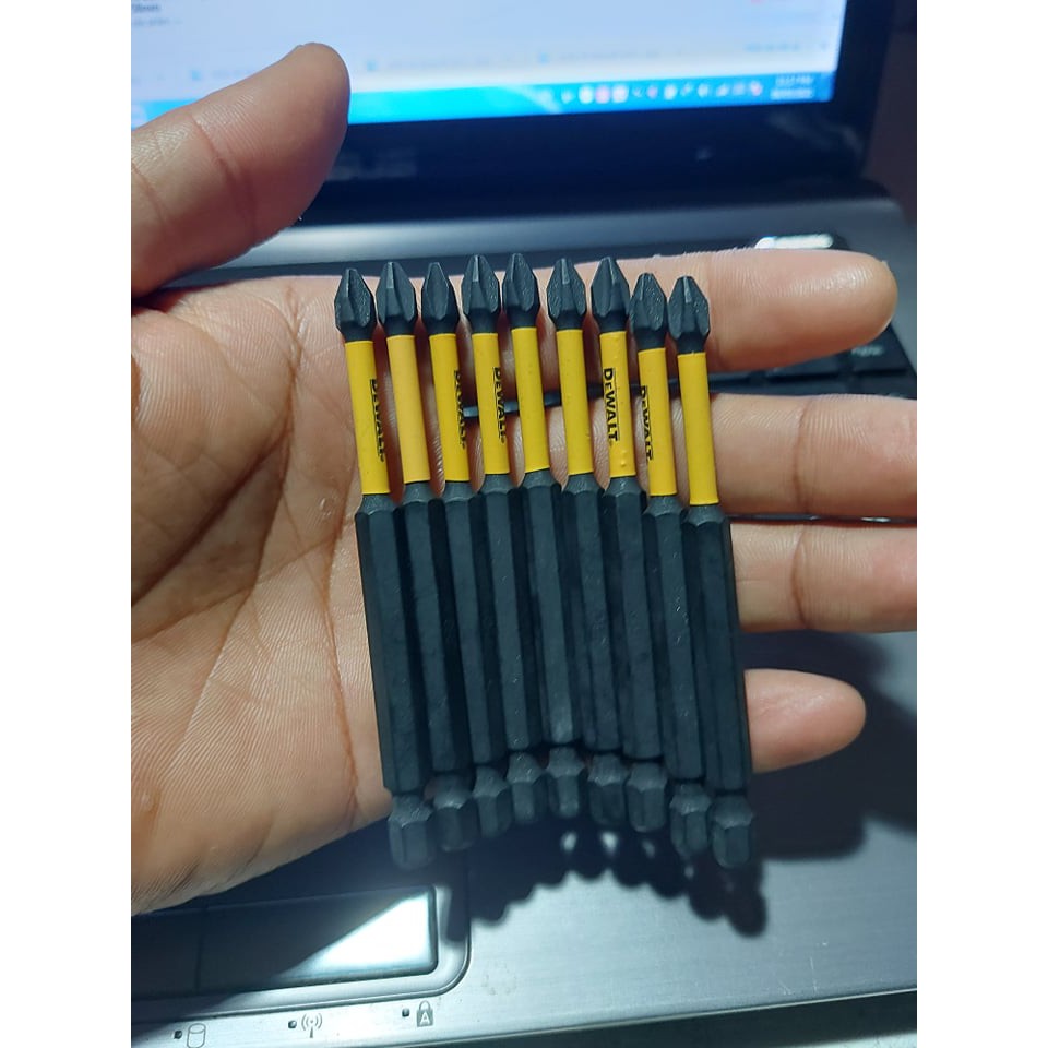 Một Mũi Vít DeWalt hàng bãi chính hãng PH1 PH2 có từ mạnh