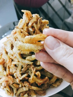 Cá cơm lăn bột chiên giòn 100g