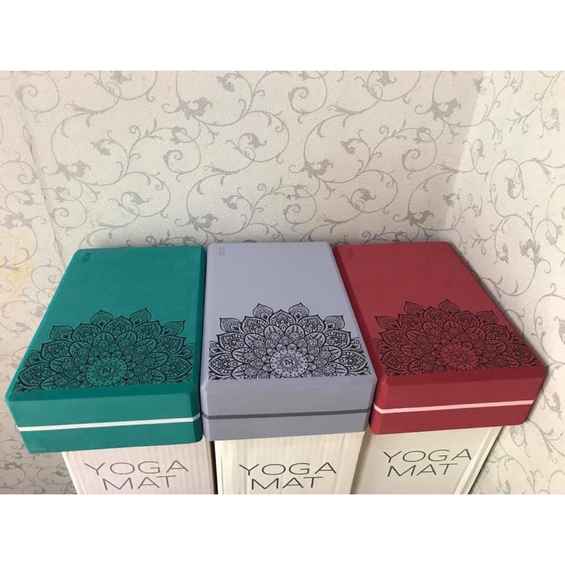 Gạch Tập Yoga Eva Cao Cấp Kẻ Viền In Hoa Văn Nặng 300gram và 200gram Giá Trên 1Sp