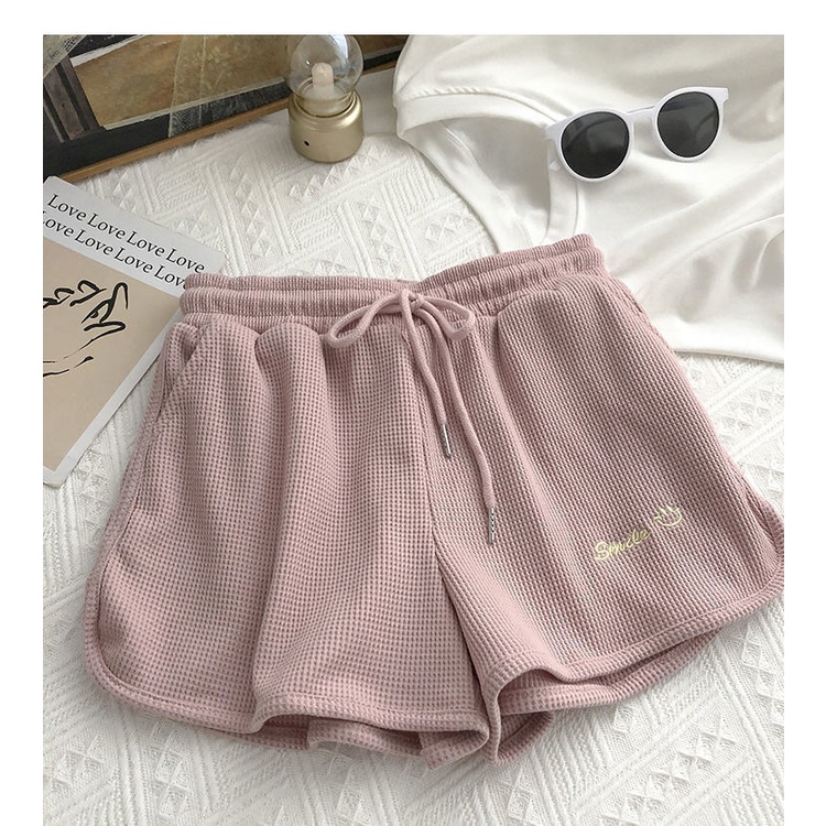 Quần Đùi Nữ🌸 Quần sooc chất tổ ong unisex dày dặn phong cách Ulzzang🌸 | BigBuy360 - bigbuy360.vn