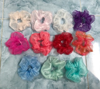 Srunchies lụa trơn hoặc thô bóng dạng ruy băng