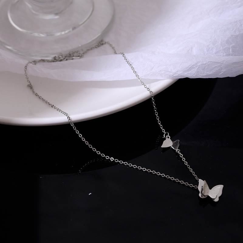 Vòng cổ Hai Lớp Họa Tiết Cánh Bướm Màu Bạc Sang Trọng Đơn Giản Cho Nữ